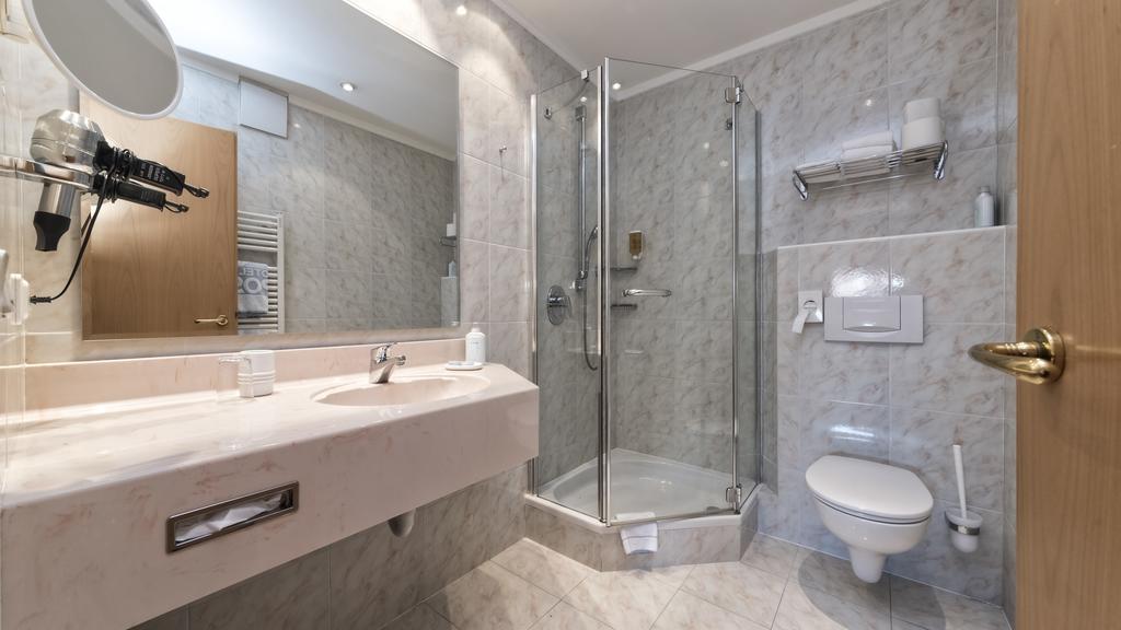Hotel Post - Olangcard Included Экстерьер фото