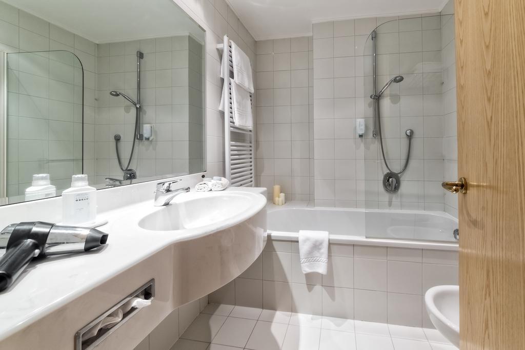 Hotel Post - Olangcard Included Экстерьер фото