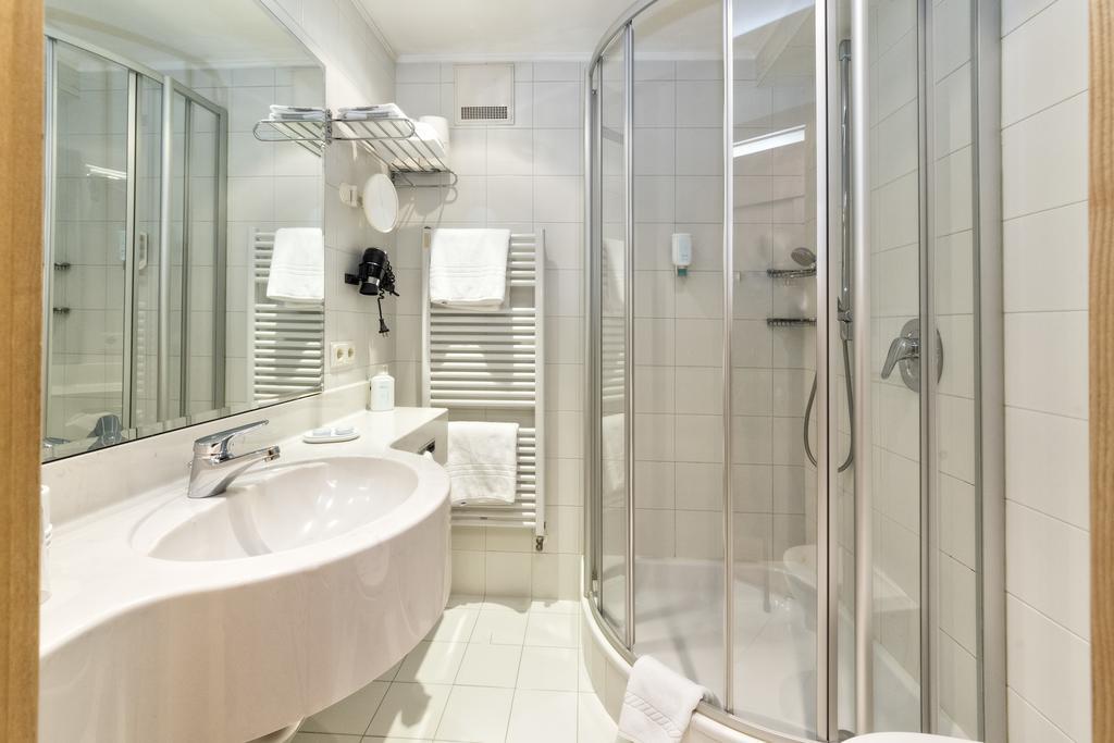 Hotel Post - Olangcard Included Экстерьер фото