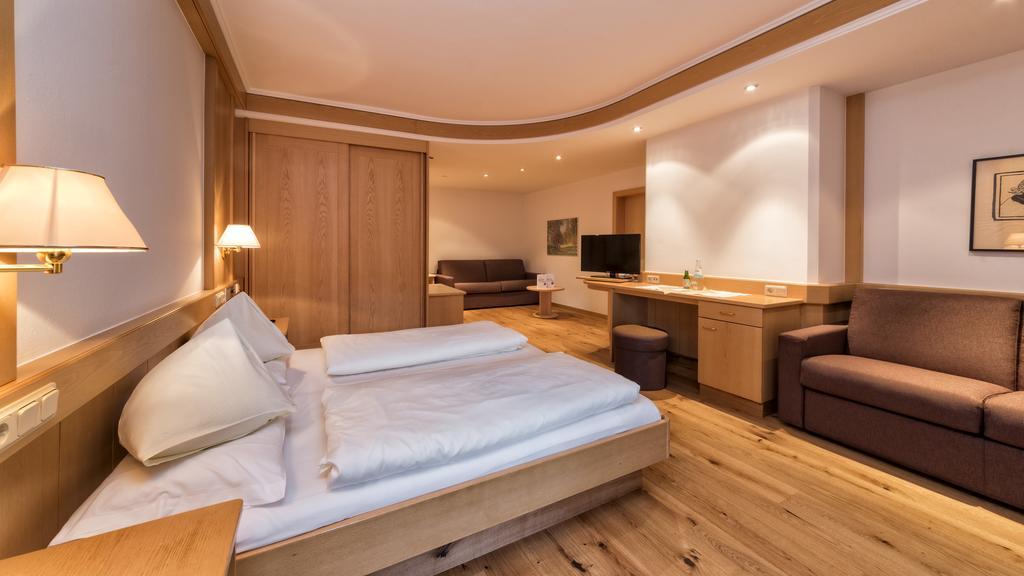 Hotel Post - Olangcard Included Экстерьер фото