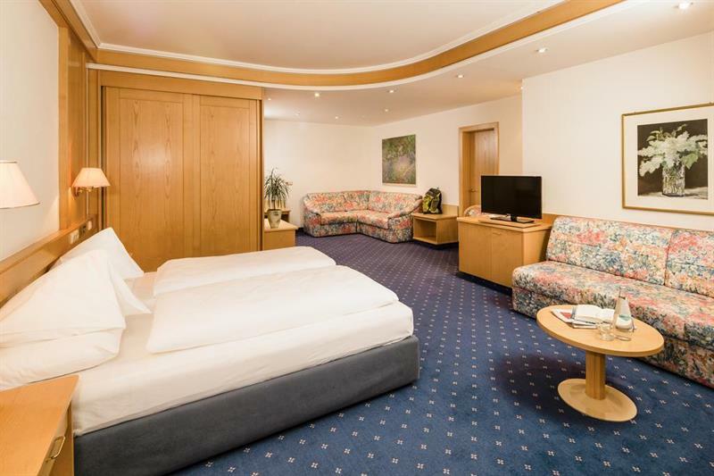 Hotel Post - Olangcard Included Экстерьер фото